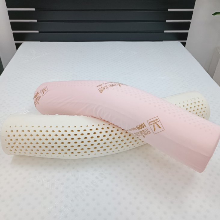 GỐI ÔM THẮNG LỢI 